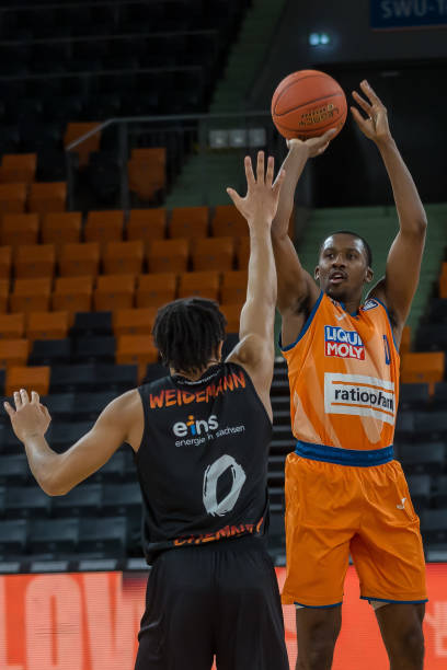 部署和备战 部署和备战