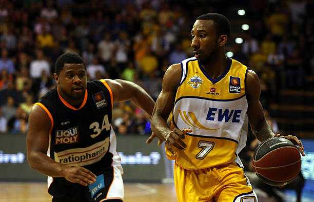 身处舆论漩 身处舆论漩